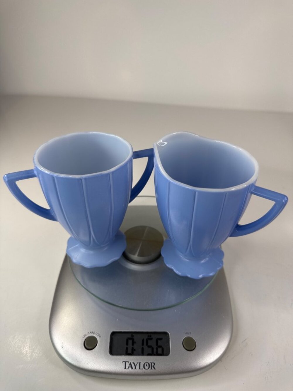 Vintage Hazel Atlas Platomite Newport Blue Milk Glass Sugar and Creamer Hairpin - Picture 11 of 11